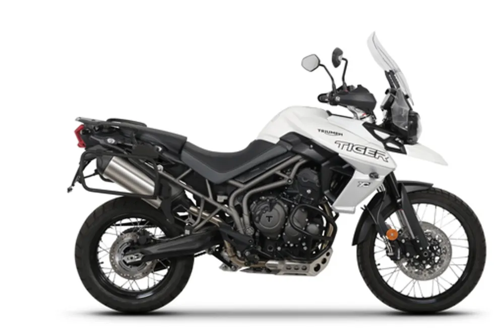 Víkendová Akce Sada bočních adventure brašen SHAD TERRA TR40, včetně montážní sady SHAD TRIUMPH TIGER 800